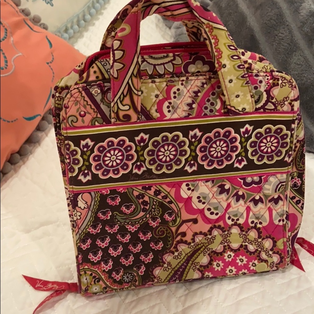Vera Bradley zip in travel case!